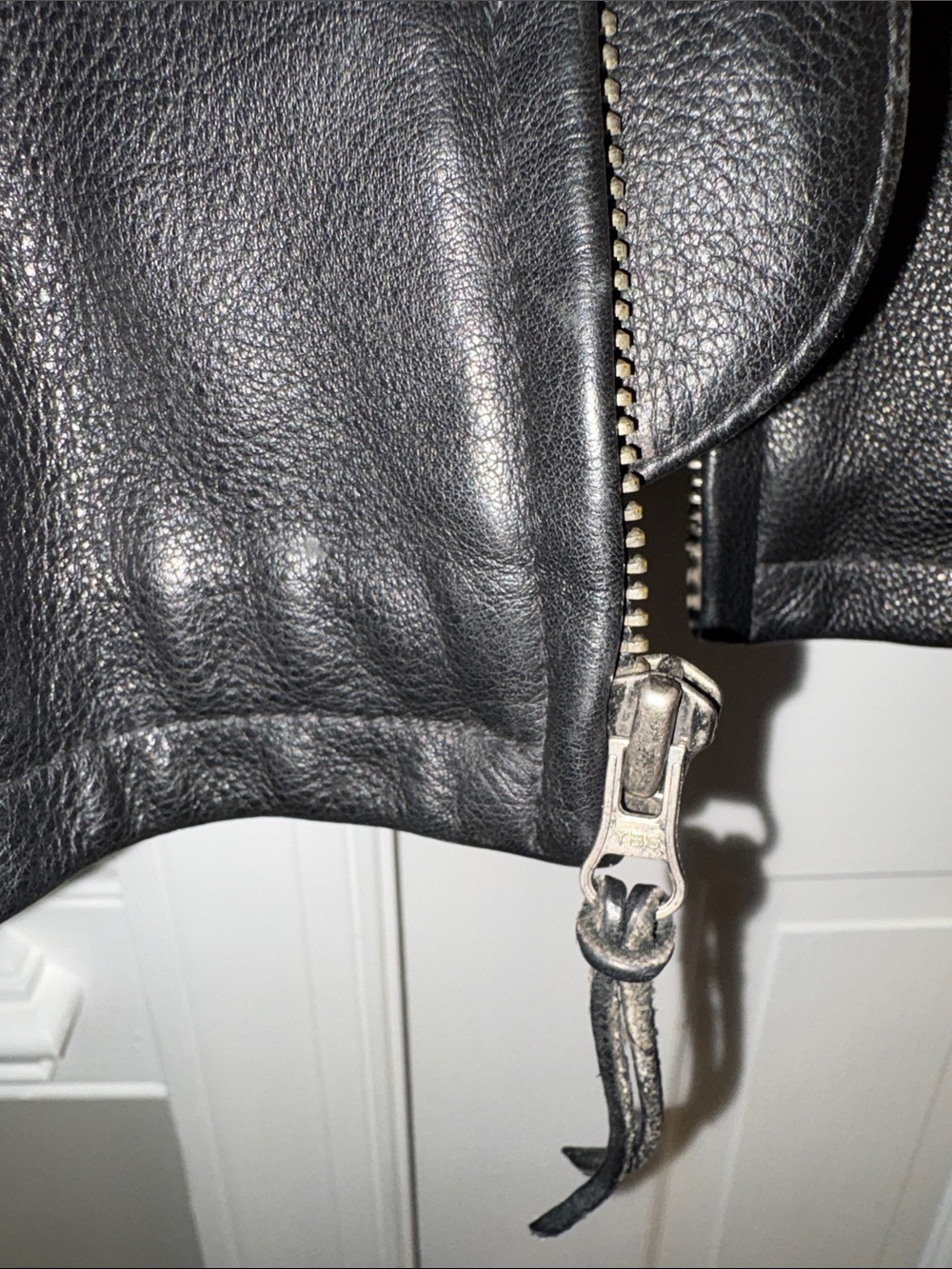 Vintage 90’s Men’s Tommy Hilfiger Black Leather Bomber Jacket - Size Large - Picture 10 of 11